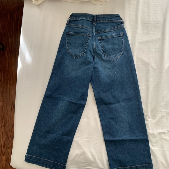 Jeans - Picture 2 of 2